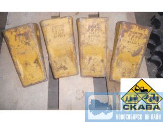   Komatsu PC400 () 208-70-14152  