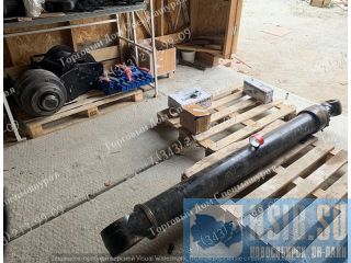   CAT 325D, 266-8016  