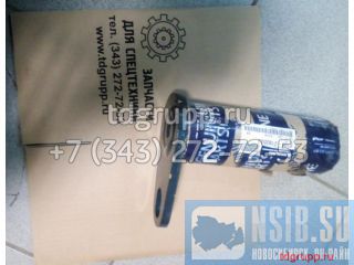   - Hyundai R220LC-9SH 61Q6-01600 