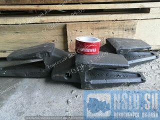 207-939-3120  Komatsu PC300  